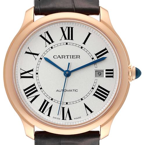 This image shows a frontal view of the Cartier Ronde WGRN0011 Men's Rose Gold Silver Dial WGRN0011 Men's Rose Gold Silver Dial watch, highlighting the dial, numerals, hands, crown, and date window.