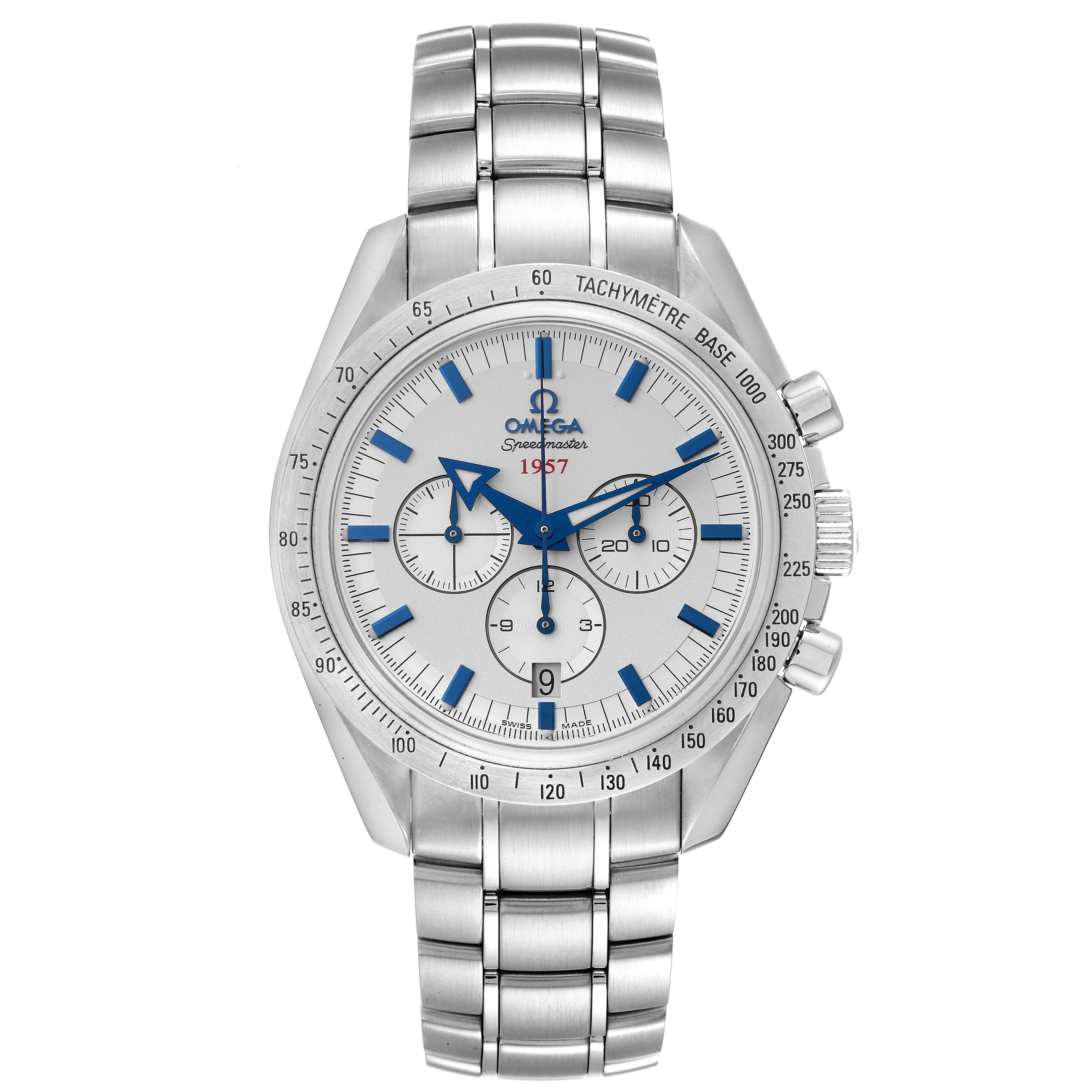 The image shows a frontal view of an Omega Speedmaster 321.10.42.50.02.001 Men's Stainless Steel Silver Dial 321.10.42.50.02.001 Men's Stainless Steel Silver Dial watch, highlighting the dial, bezel, and stainless steel bracelet.