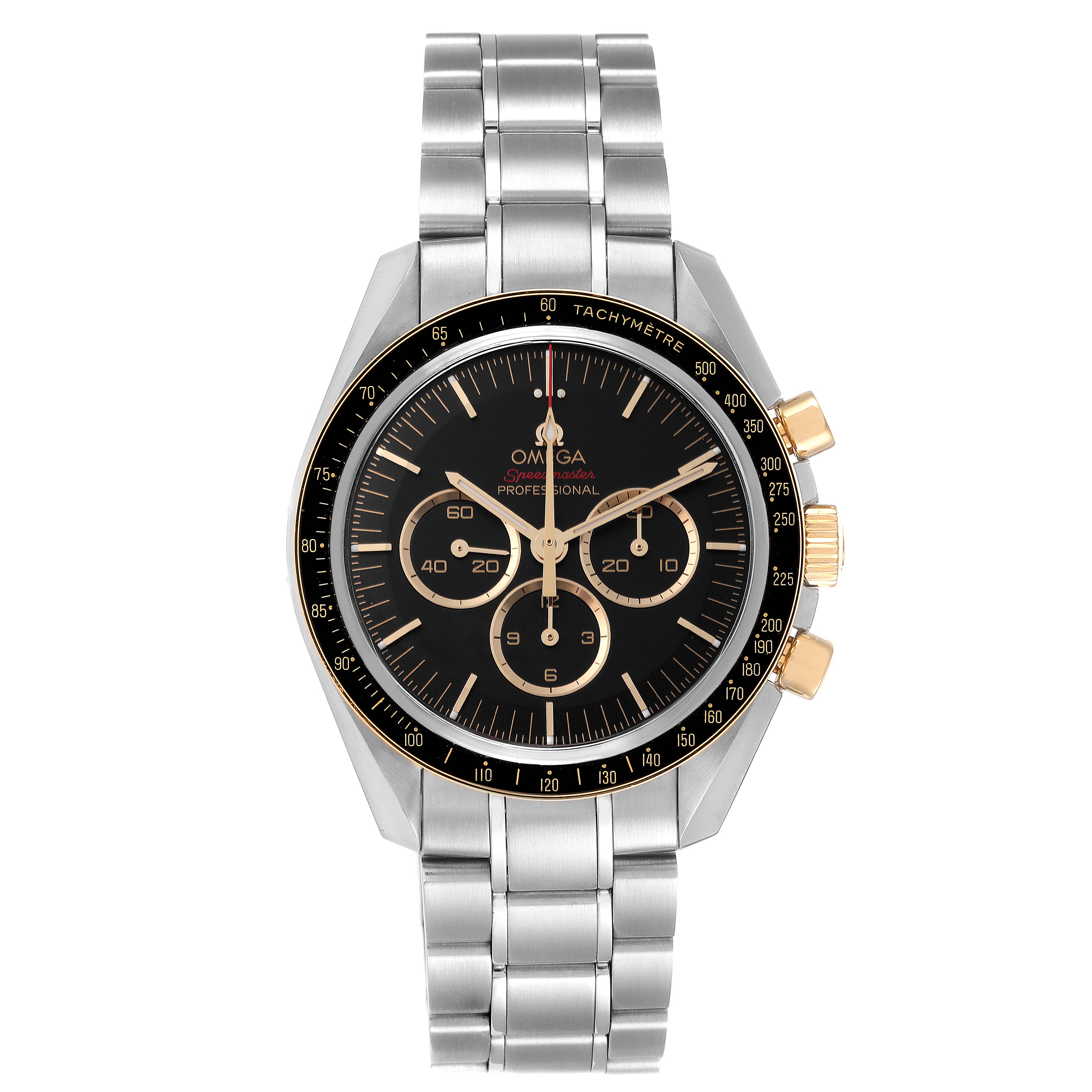 This image shows an Omega Speedmaster 522.20.42.30.01.001 Men's Steel and Gold (two tone) Black Dial 522.20.42.30.01.001 Men's Steel and Gold (two tone) Black Dial watch from the front, displaying its face, bezel, and bracelet.