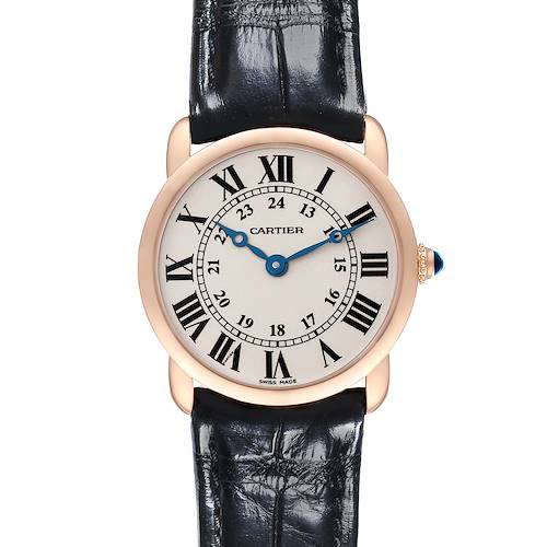 The Cartier Ronde W6800151 Women's Rose Gold Silver Dial W6800151 Women's Rose Gold Silver Dial model is shown from a top view, displaying the dial with Roman numerals and a black leather strap.