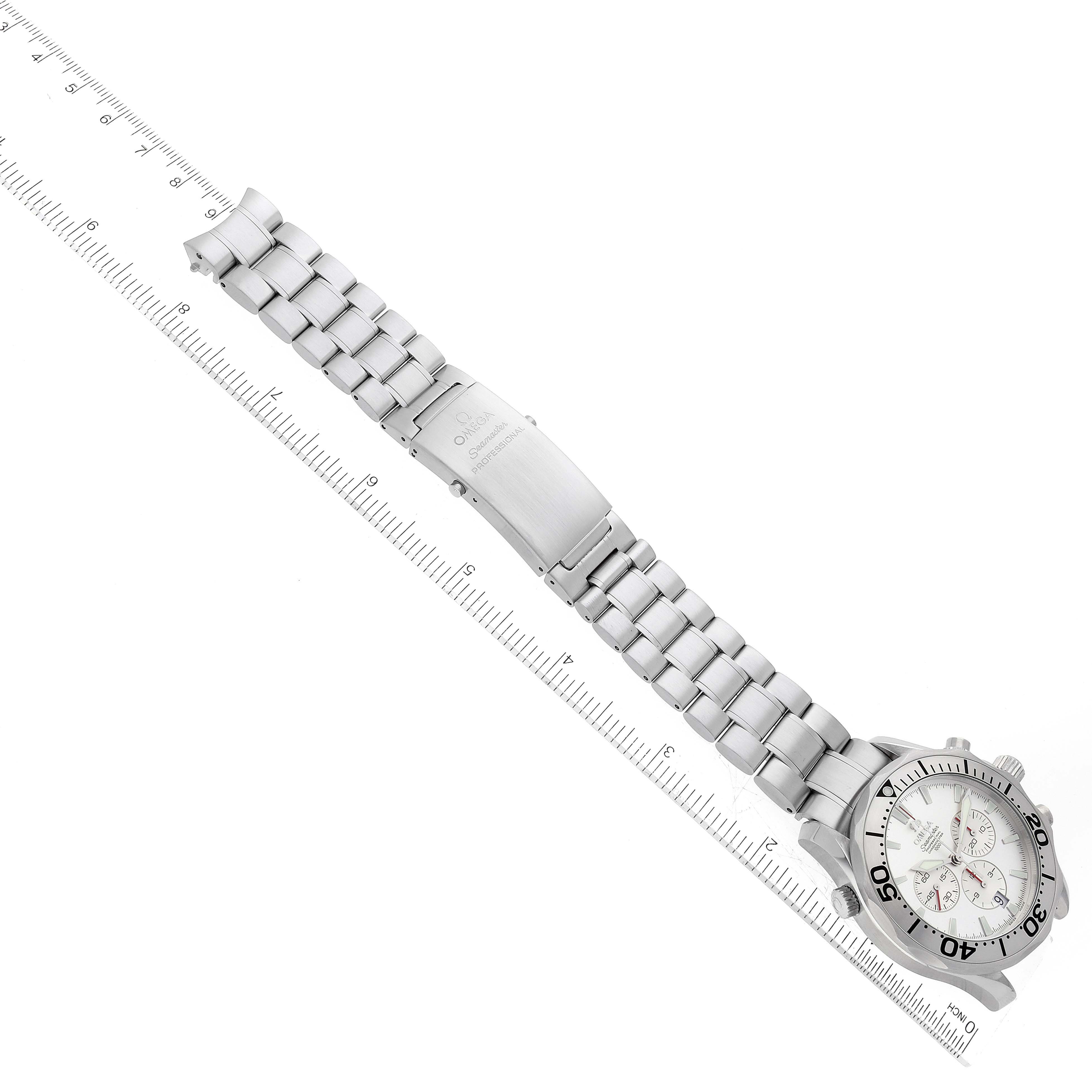 The image shows the full length of the Omega Seamaster 2589.30.00 Men's Stainless Steel Silver Dial 2589.30.00 Men's Stainless Steel Silver Dial watch, including the face, bracelet, and clasp, positioned diagonally.