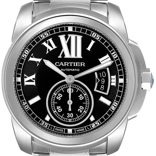 The image shows a front view of a Calibre de Cartier watch by Cartier, featuring a black dial with Roman numerals and a date window.
