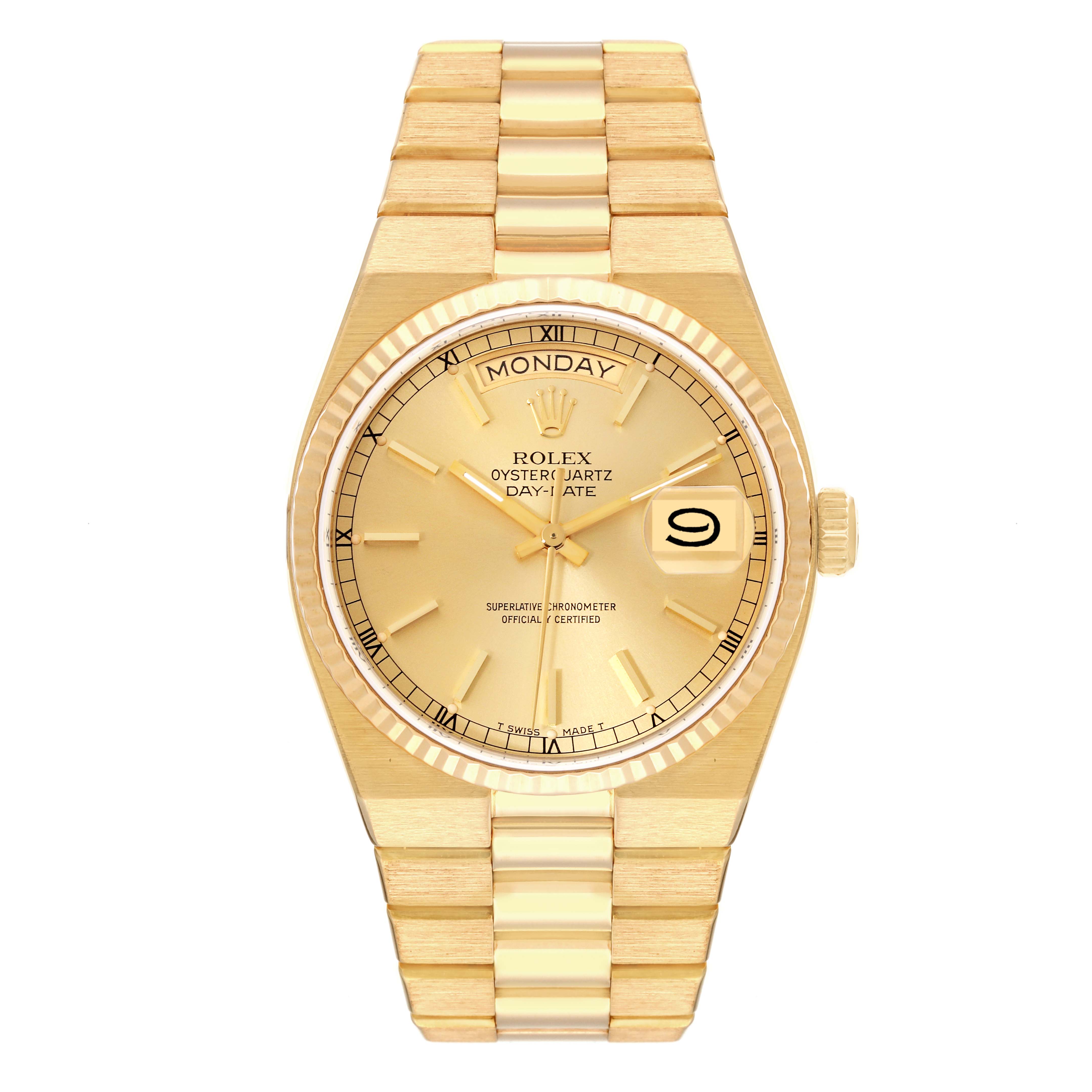 The image shows a front view of the Rolex Oysterquartz 19018 Men's Yellow Gold Champagne Dial 19018 Men's Yellow Gold Champagne Dial watch, displaying its gold bracelet, dial, and day-date features.