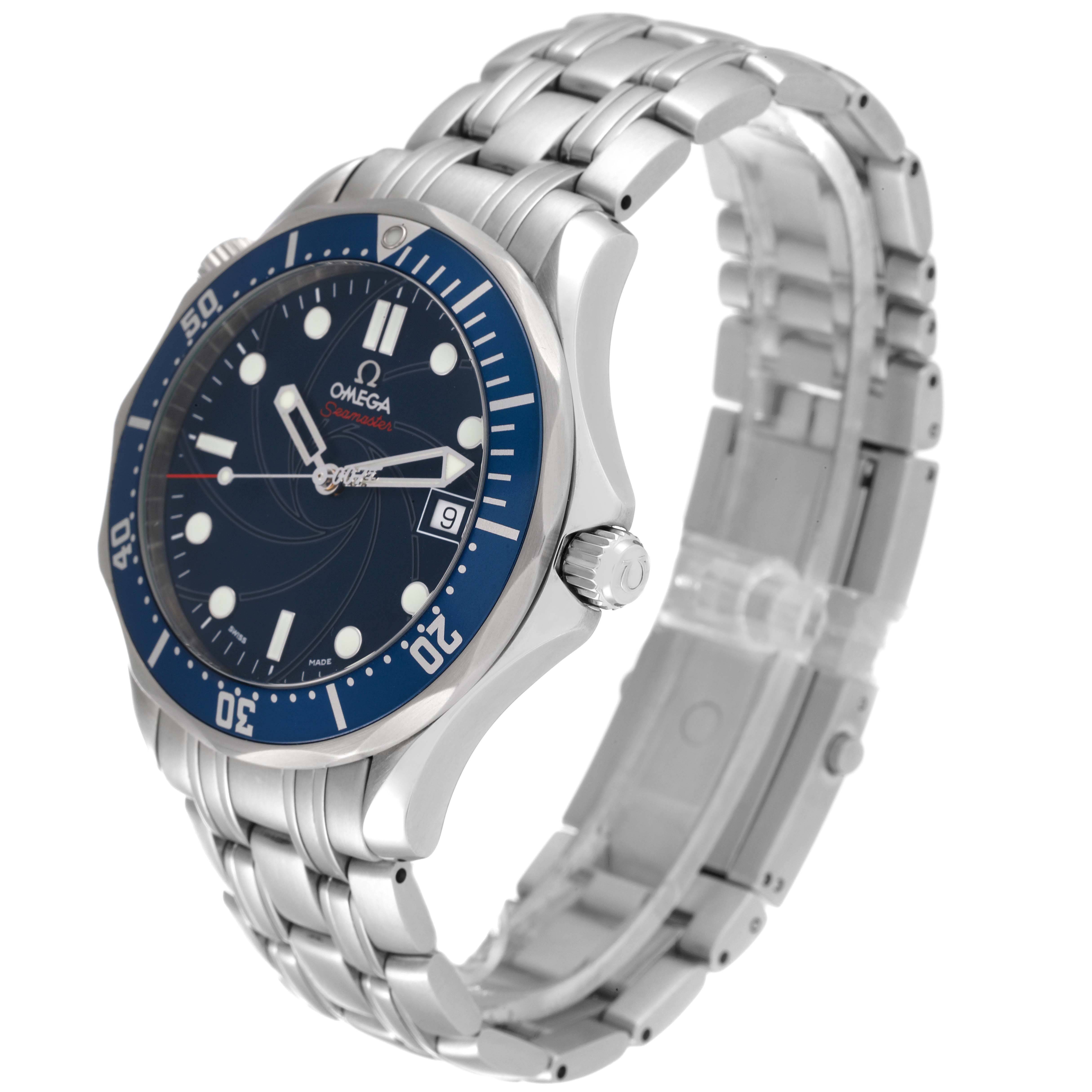 The image shows an Omega Seamaster 2226.80.00 Men's Stainless Steel Blue Dial 2226.80.00 Men's Stainless Steel Blue Dial watch angled to display its face, bezel, crown, and stainless steel bracelet.