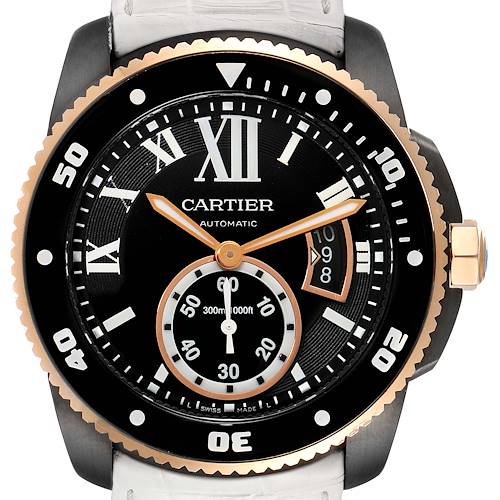 The image shows the dial and bezel of a Calibre de Cartier watch by Cartier from a front-facing angle.