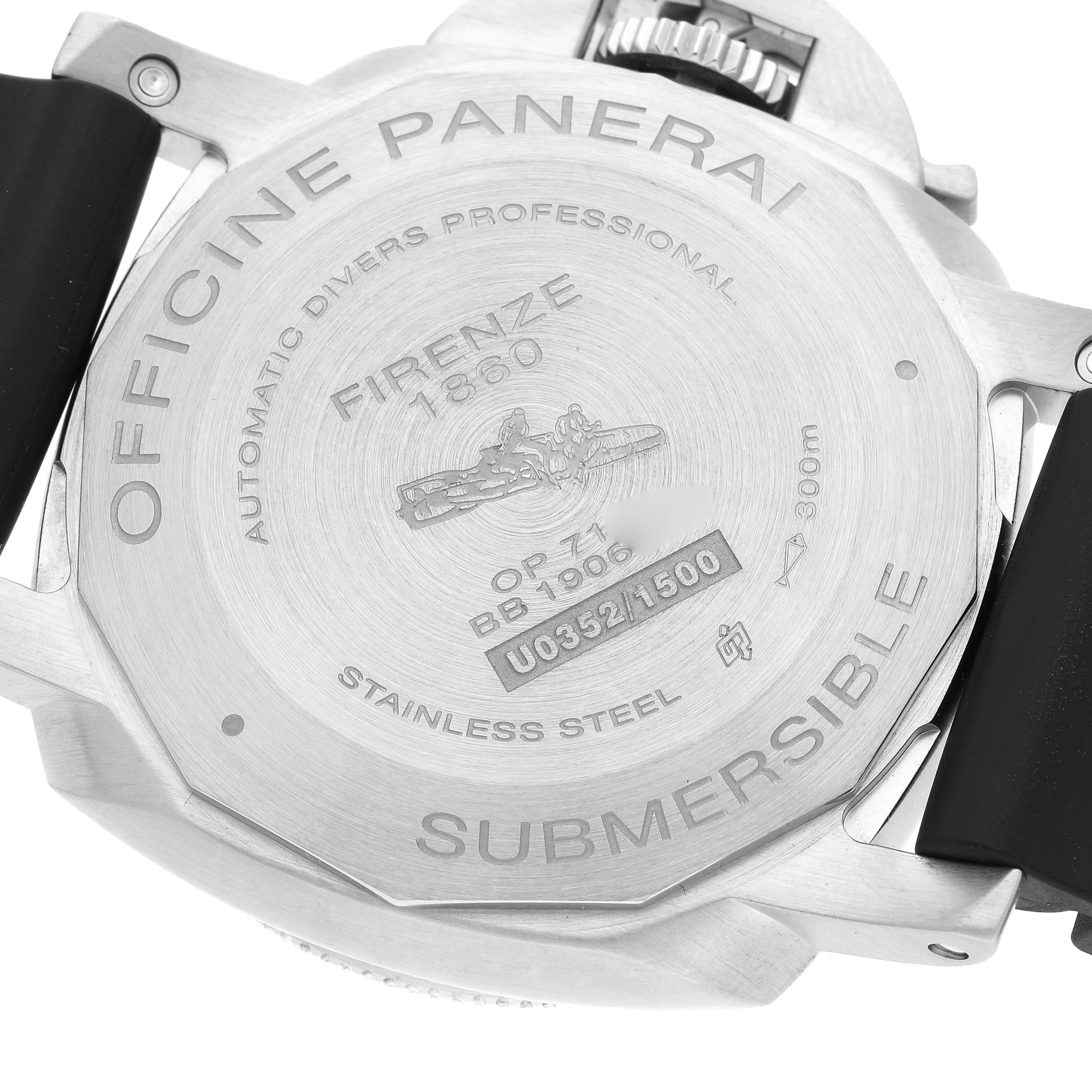 The image shows the back case of a Panerai Submersible PAM00682 Men's Stainless Steel Black Dial PAM00682 Men's Stainless Steel Black Dial watch, highlighting the model details and strap attachment.