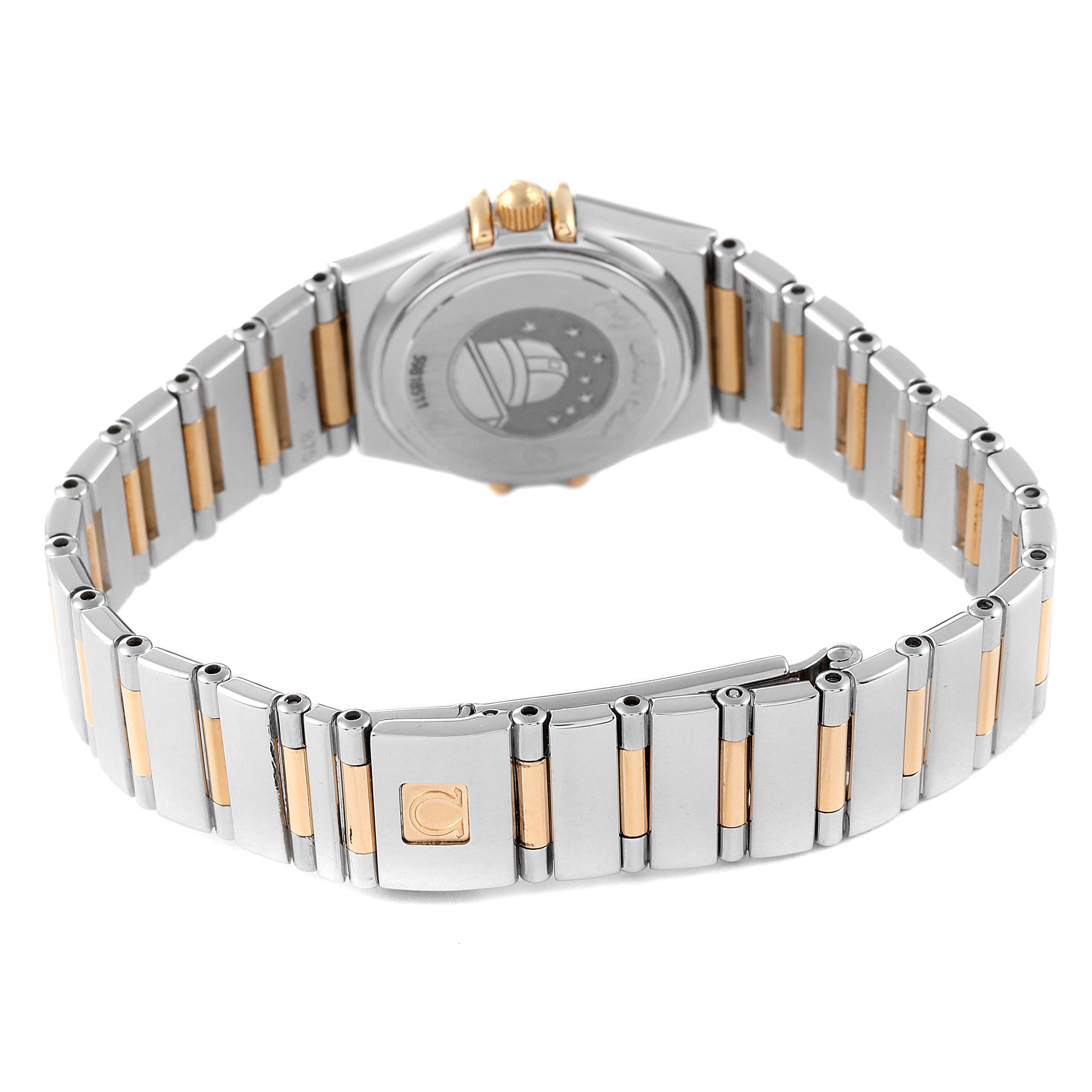 The image shows the back and bracelet of the Omega 1365.79.00 Women's Steel and Gold (two tone) Mother of Pearl Dial 1365.79.00 Women's Steel and Gold (two tone) Mother of Pearl Dial Constellation Iris Steel Rose Gold Multi Stone Watch 1365.79.00.