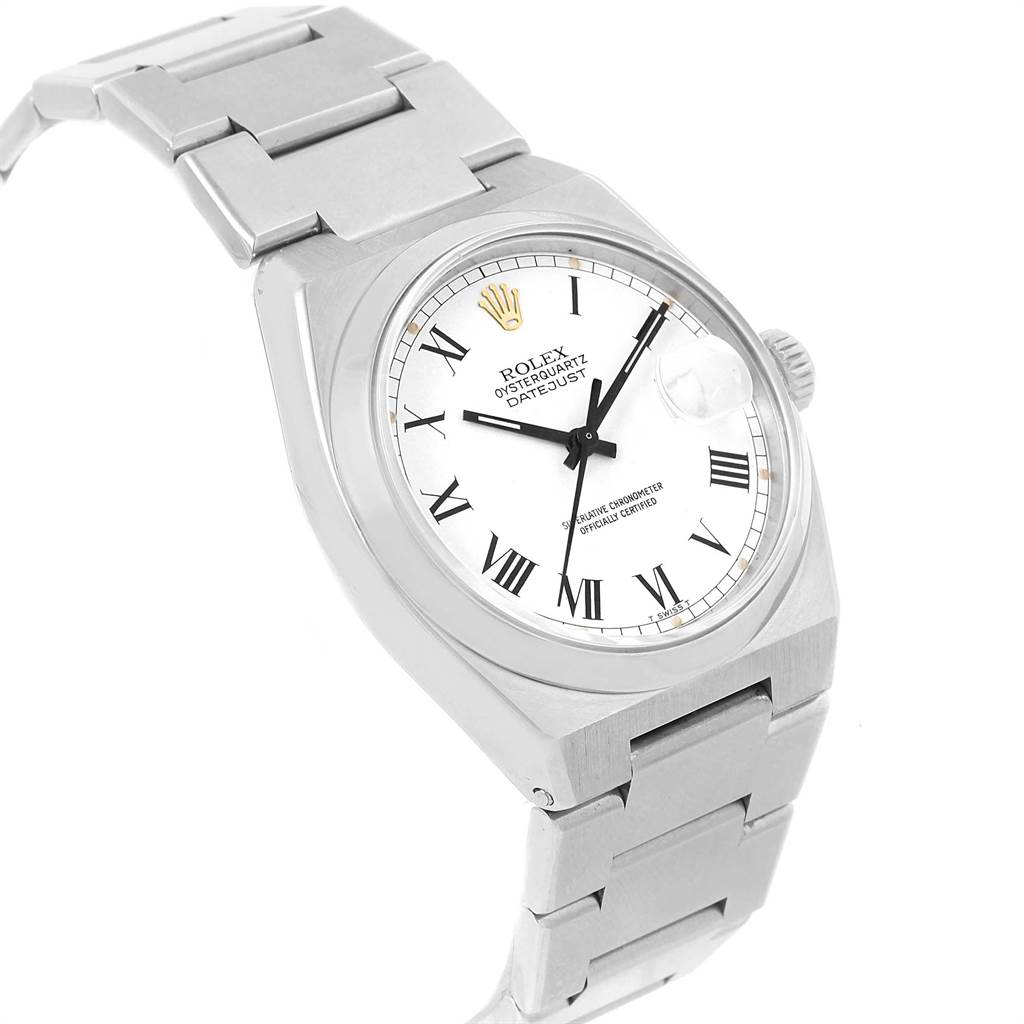 The image shows a Rolex Oysterquartz 17000 Men's Stainless Steel White Dial 17000 Men's Stainless Steel White Dial watch at a slight angle, displaying the bracelet, case, crown, and part of the dial.