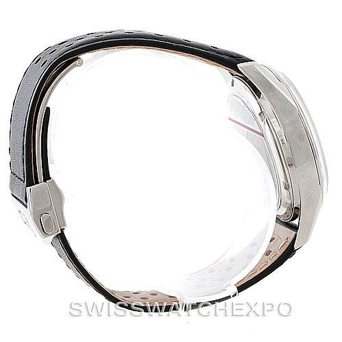 The image shows a side view of the Tag Heuer Classic model watch, highlighting the strap and case.