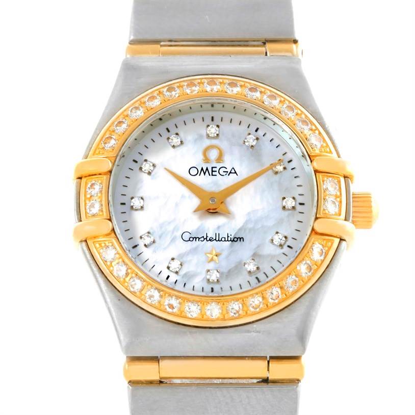 The image shows a frontal view of the Omega 1267.75.00 Women's Steel and Gold (two tone) Mother of Pearl Dial 1267.75.00 Women's Steel and Gold (two tone) Mother of Pearl Dial Constellation My Choice Mini Steel Gold Diamond Watch 1267.75.00 with a focus on the face and bracelet.