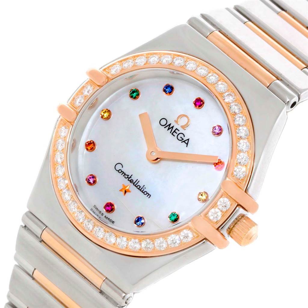 The image shows an angled view of the Omega 1465.79.00 Women's Steel and Gold (two tone) Mother of Pearl Dial 1465.79.00 Women's Steel and Gold (two tone) Mother of Pearl Dial Constellation Iris My Choice Steel Rose Gold Ladies Watch, highlighting its dial, bezel, and bracelet.