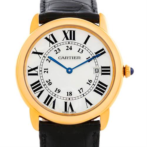 This image shows a frontal view of a Cartier Ronde W6700455 Men's Steel and Gold (two tone) Silver Dial W6700455 Men's Steel and Gold (two tone) Silver Dial watch, featuring Roman numerals, blue hands, and a black leather strap.