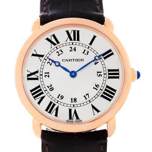 The image shows a front view of the Ronde model Cartier watch, highlighting its face, Roman numerals, and leather strap.
