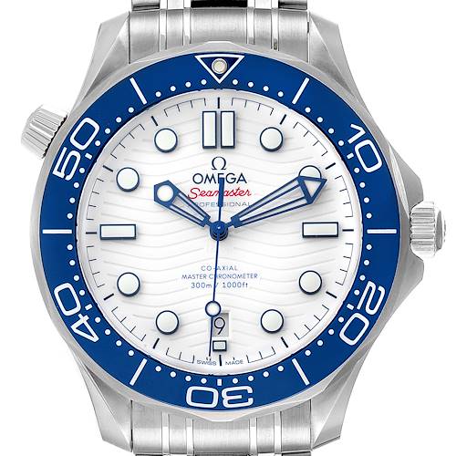 The image shows a frontal view of an Omega Seamaster 522.30.42.20.04.001 Men's Stainless Steel White Dial 522.30.42.20.04.001 Men's Stainless Steel White Dial watch, highlighting its dial, bezel, and bracelet.