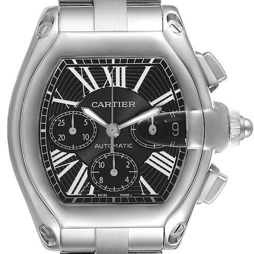 The image shows a frontal view of the Cartier Roadster W62020X6 Men's Stainless Steel Black Dial W62020X6 Men's Stainless Steel Black Dial model watch, featuring its dial, crown, and pushers.