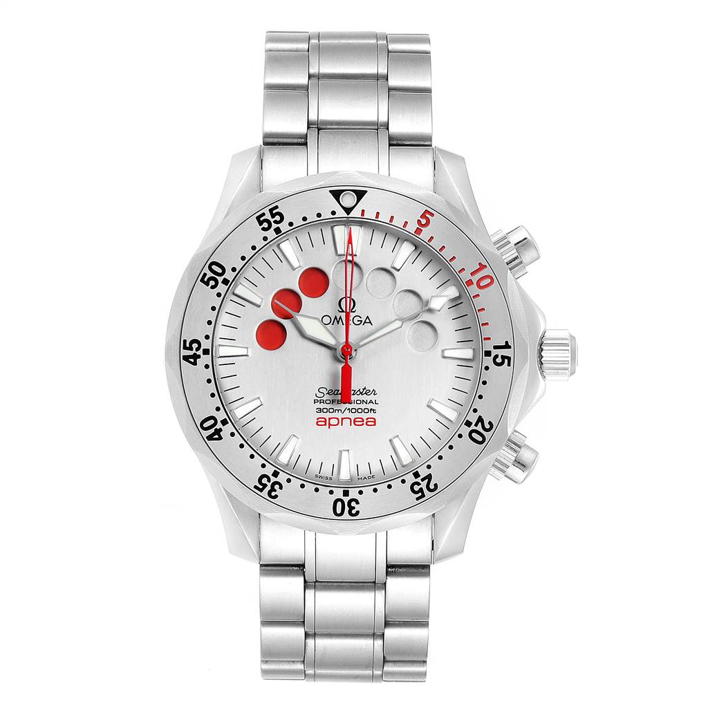 The image shows a front view of the Omega Seamaster 2595.30.00 Men's Stainless Steel Silver Dial 2595.30.00 Men's Stainless Steel Silver Dial watch, highlighting its face, bezel, and metal bracelet.