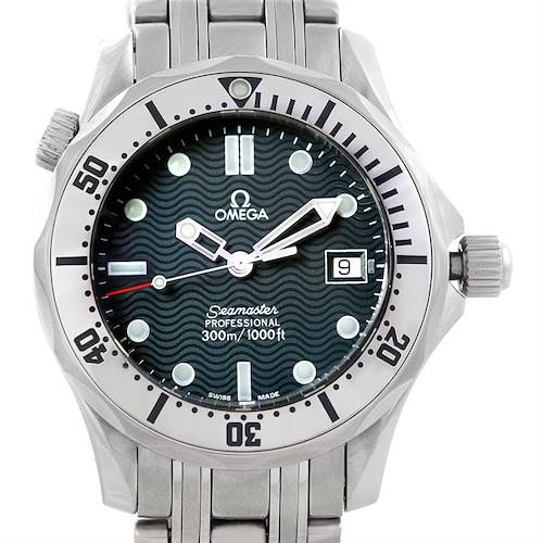 The image shows a front view of the Omega Seamaster 2562.80.00 Men's Stainless Steel Blue Dial 2562.80.00 Men's Stainless Steel Blue Dial Professional watch, highlighting its dial, bezel, and stainless steel bracelet.
