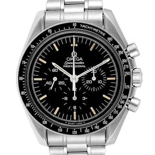 This image shows the front view of an Omega Speedmaster Men's Stainless Steel Black Dial Men's Stainless Steel Black Dial watch, highlighting the face, bezel, and metal bracelet.