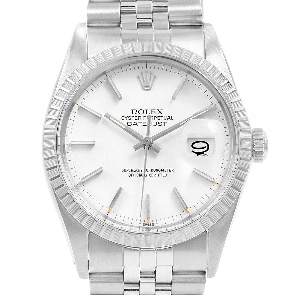 The image shows the front view of a Rolex Vintage Collection 16030 Men's Stainless Steel White Dial 16030 Men's Stainless Steel White Dial Datejust watch, highlighting its face, bezel, and part of the bracelet.