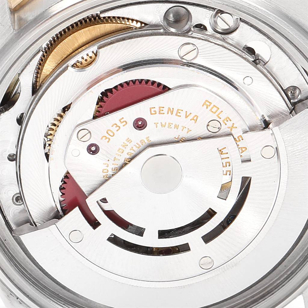 This image shows the internal mechanical movement of a Rolex Vintage Collection 16253 Men's Steel and Gold (two tone) Champagne Dial 16253 Men's Steel and Gold (two tone) Champagne Dial watch, showcasing its intricate gears and components.