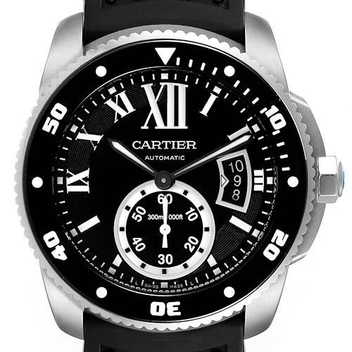 The image shows the face of a Calibre de Cartier watch by Cartier, focusing on its dial, hands, and bezel.