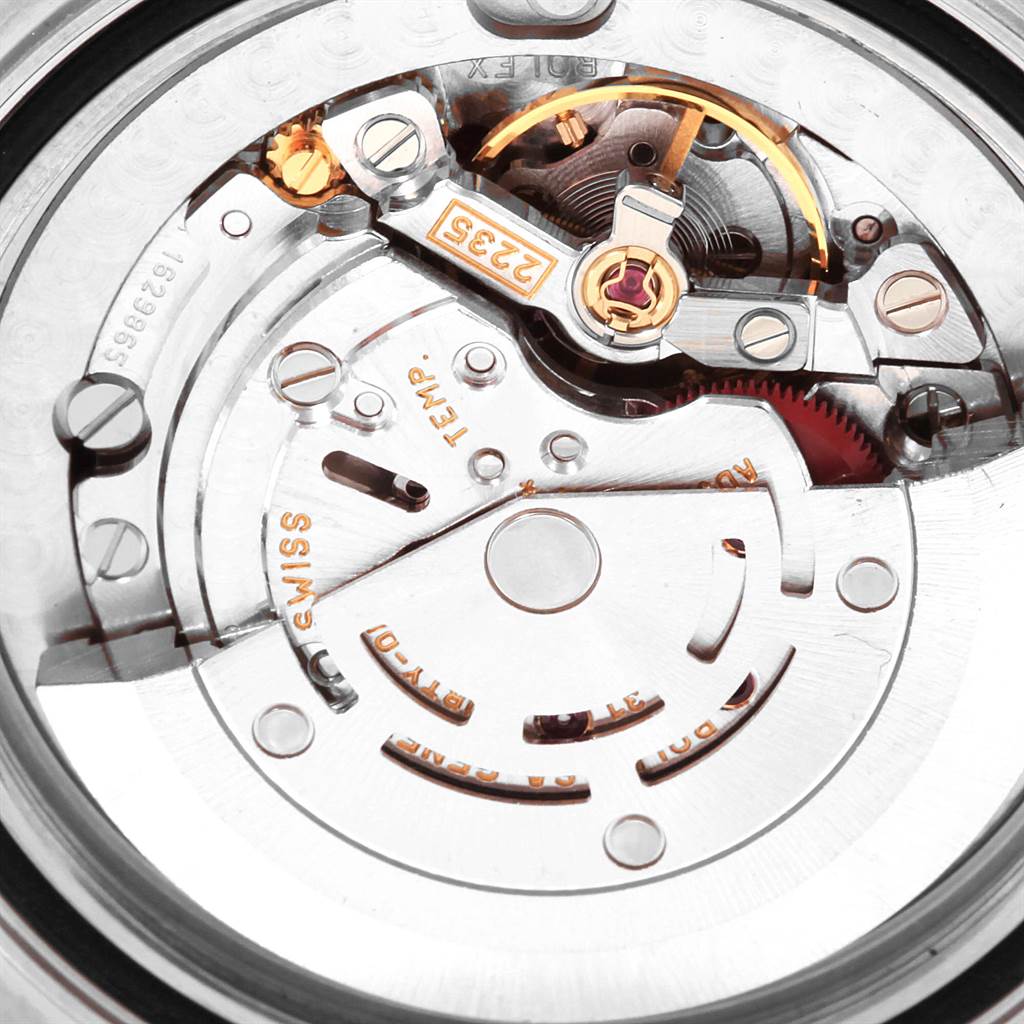 This image shows a close-up of the movement mechanism inside a Rolex Yacht-Master 168622 Men's Stainless Steel Silver Dial 168622 Men's Stainless Steel Silver Dial watch.