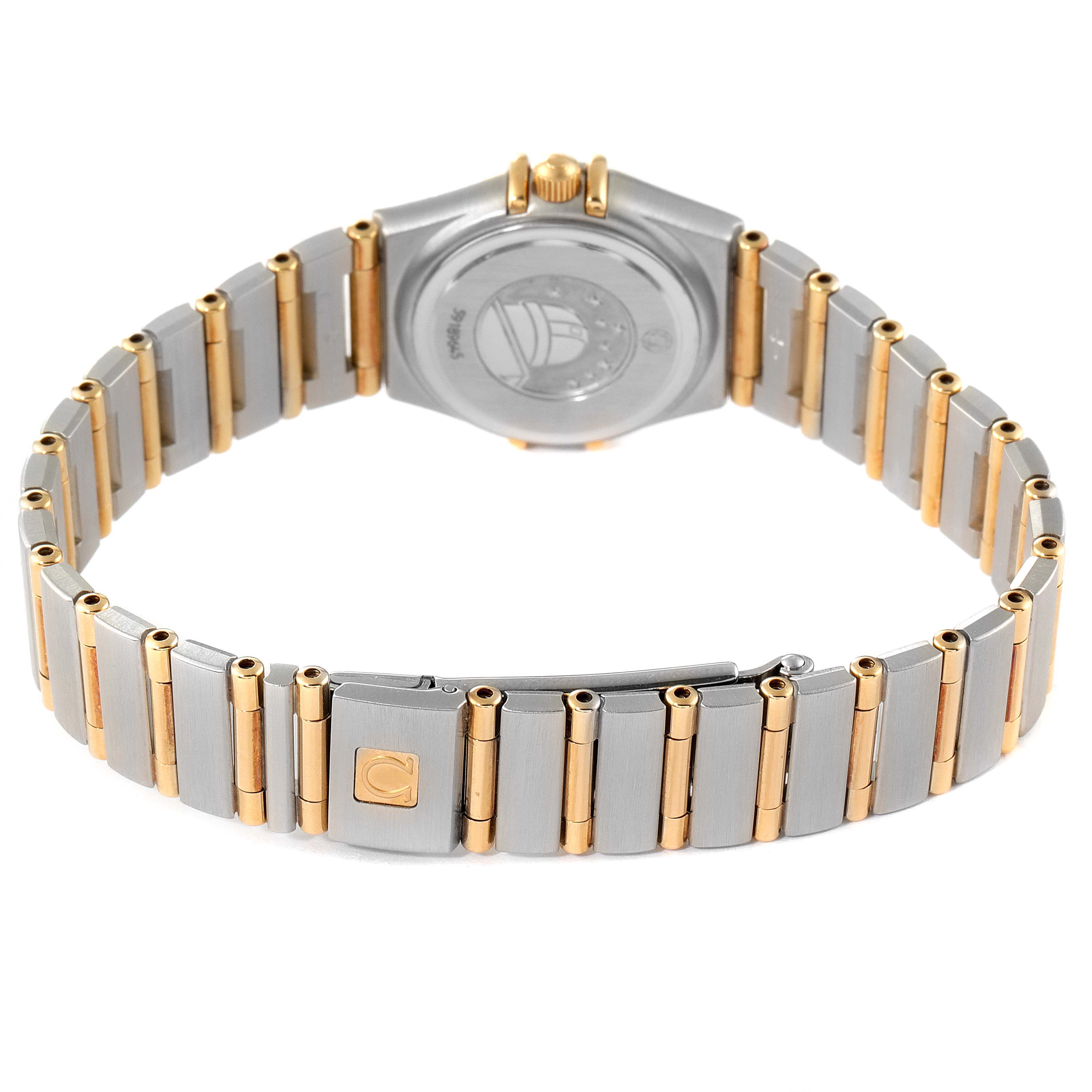 The image shows the back and bracelet of the Omega 1267.70.00 Women's Steel and Gold (two tone) Mother of Pearl Dial 1267.70.00 Women's Steel and Gold (two tone) Mother of Pearl Dial Constellation Steel Yellow Gold MOP Diamond Watch 1267.70.00.