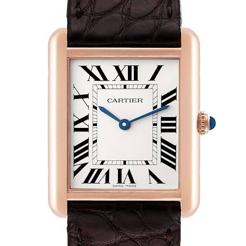 The image shows a close-up of the Cartier Tank Solo W5200025 Men's Rose Gold Silver Dial W5200025 Men's Rose Gold Silver Dial watch face, showcasing the timepiece and part of the leather strap.