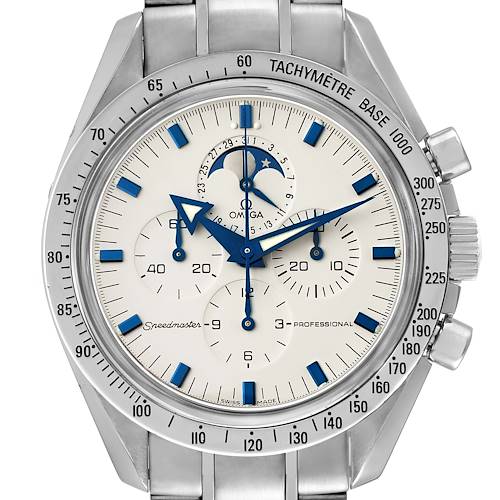 This image shows a close-up view of the dial and bezel of an Omega Speedmaster 3575.20.00 Men's Stainless Steel White Dial 3575.20.00 Men's Stainless Steel White Dial watch, showcasing its subdials and tachymetric scale.