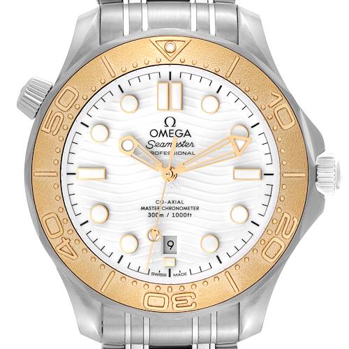 The image shows a front view of the Omega Seamaster 522.21.42.20.04.001 Men's Steel and Gold (two tone) White Dial 522.21.42.20.04.001 Men's Steel and Gold (two tone) White Dial watch, highlighting its gold bezel, white dial, and metal bracelet.
