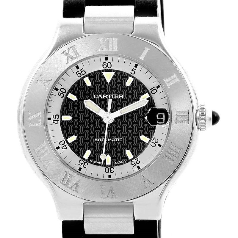 The image shows a front view of the Must 21 Chronoscaph model by Cartier, featuring its dial, bezel, and part of the strap.