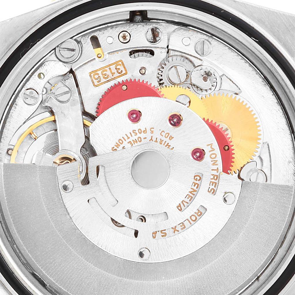 This image shows the internal movement components of a Rolex Turn-o-Graph 16263 Men's Steel and Gold (two tone) Beige Dial 16263 Men's Steel and Gold (two tone) Beige Dial watch from a close-up angle.