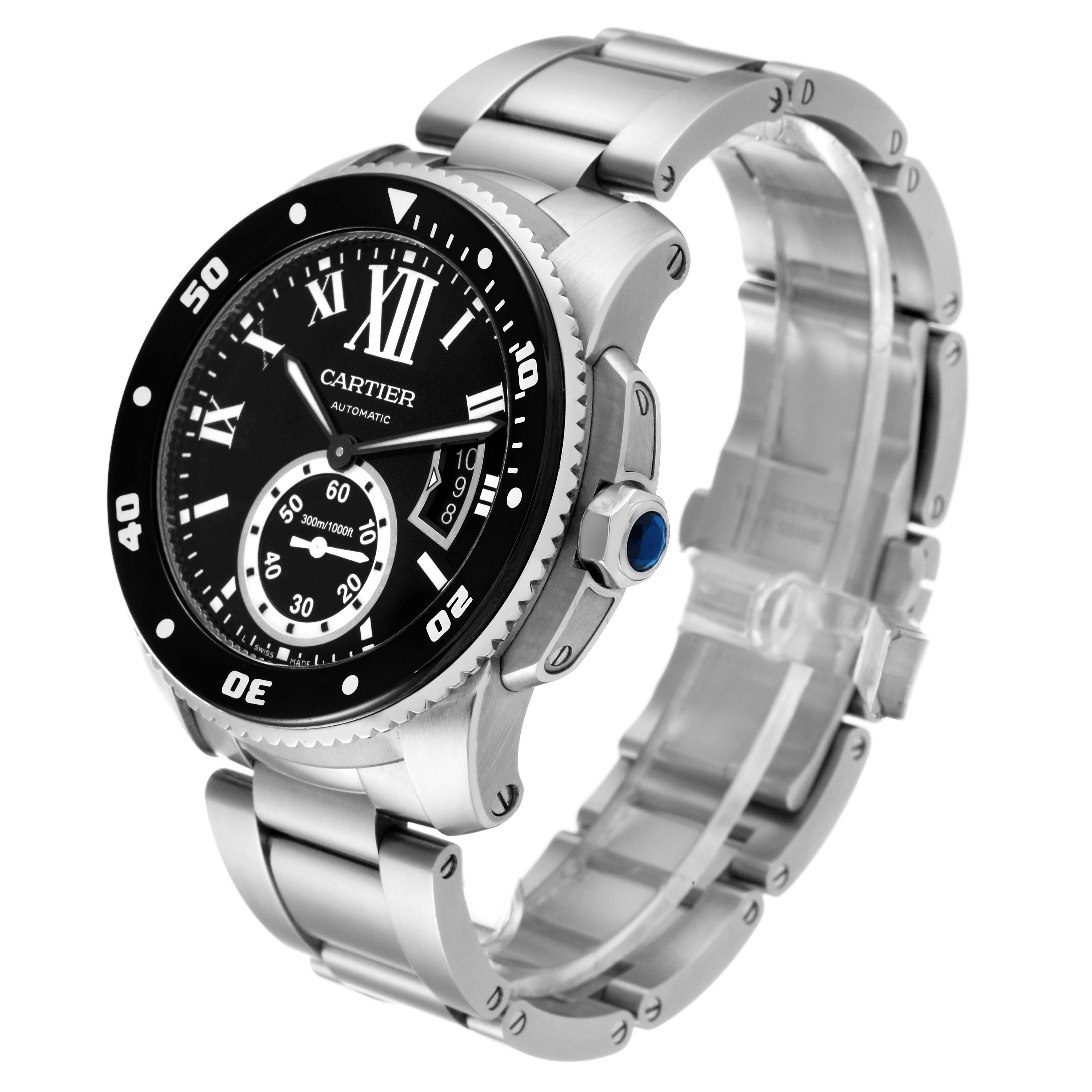 The image shows a three-quarter view of the Calibre de Cartier watch by Cartier, highlighting its face, bezel, and bracelet.