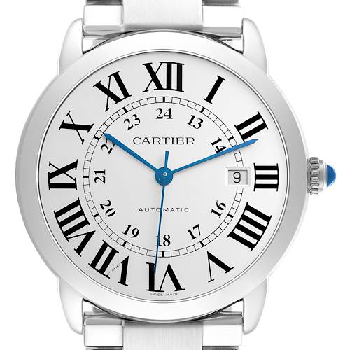 The Cartier Ronde W6701011 men's watch is shown from the front, displaying its Roman numeral dial, blued-steel hands, date window, and cabochon-set crown.