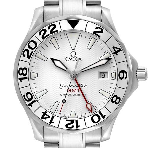 The image shows a front view of an Omega Seamaster 2538.20.00 Men's Stainless Steel White Dial 2538.20.00 Men's Stainless Steel White Dial watch featuring its dial, bezel, and part of the bracelet.