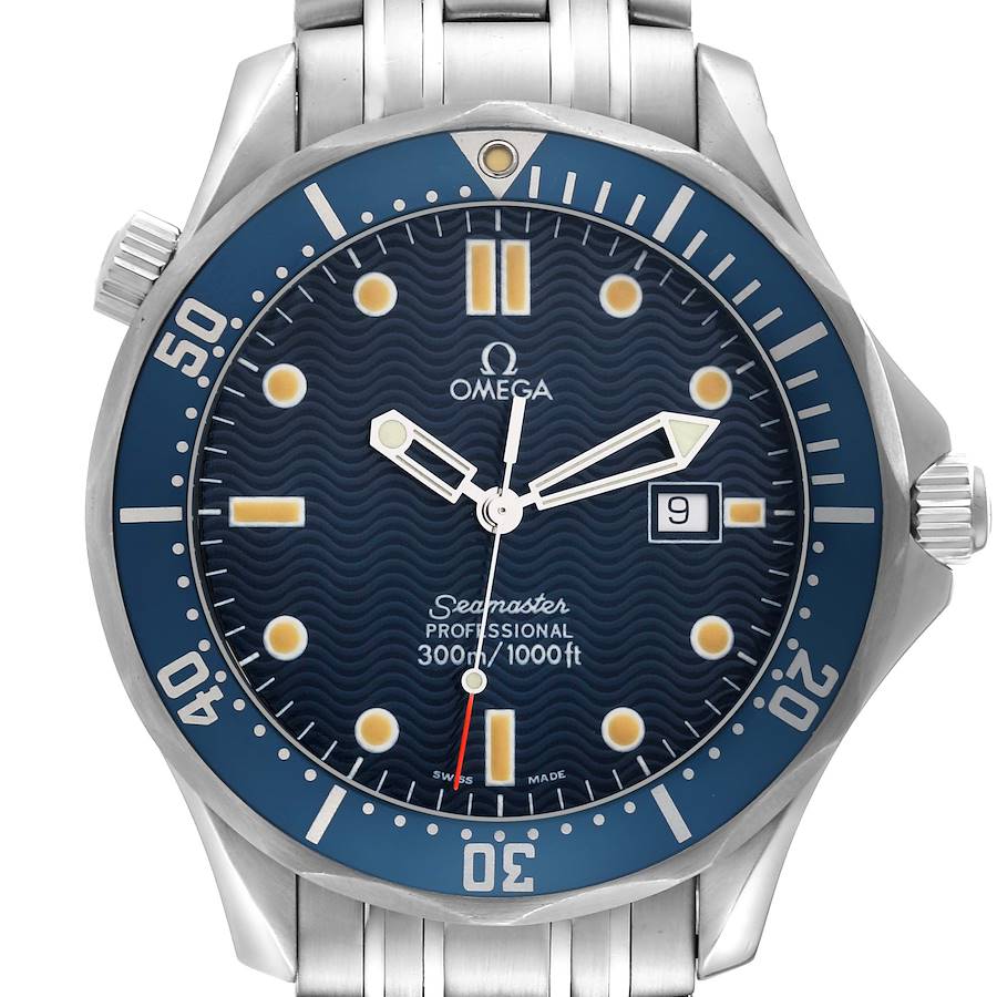 The image shows the front view of the Omega Seamaster 2541.80.00 Men's Stainless Steel Blue Dial 2541.80.00 Men's Stainless Steel Blue Dial watch, highlighting the blue dial, white markers, hands, and date display.