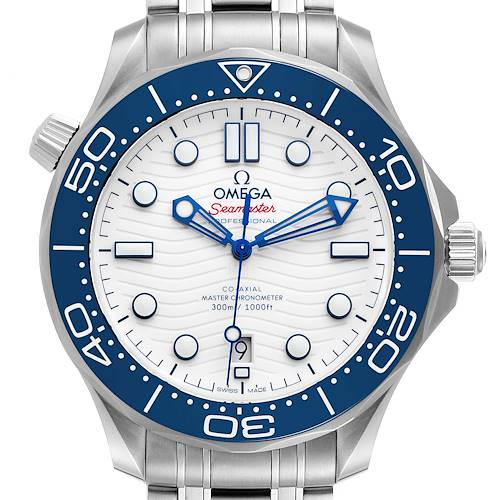 This image shows a front view of the Omega Seamaster 522.30.42.20.04.001 Men's Stainless Steel White Dial 522.30.42.20.04.001 Men's Stainless Steel White Dial watch, highlighting its dial, bezel, and bracelet.