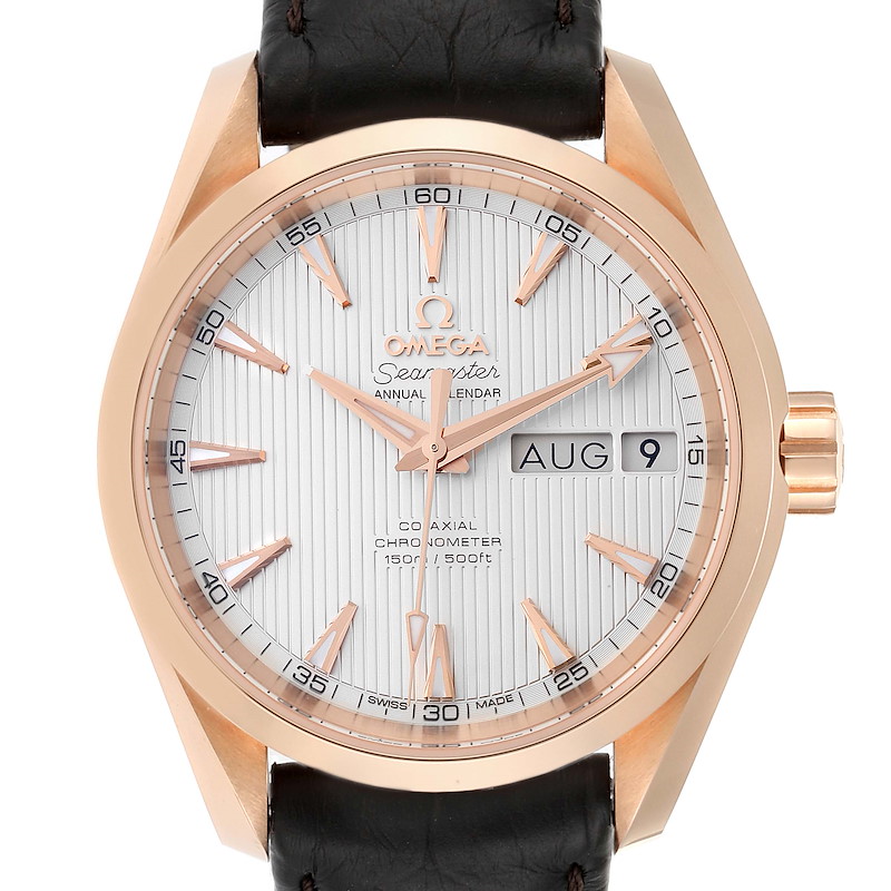 The image shows an Omega Aqua Terra 231.53.39.22.02.001 Men's Rose Gold Silver Dial 231.53.39.22.02.001 Men's Rose Gold Silver Dial watch face and bezel at a front angle, displaying time, date, and month.