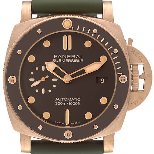 The image shows a Panerai Submersible PAM00968 Men's Bronze Brown Dial PAM00968 Men's Bronze Brown Dial watch with a front view, highlighting its dial, hands, markers, and date window.