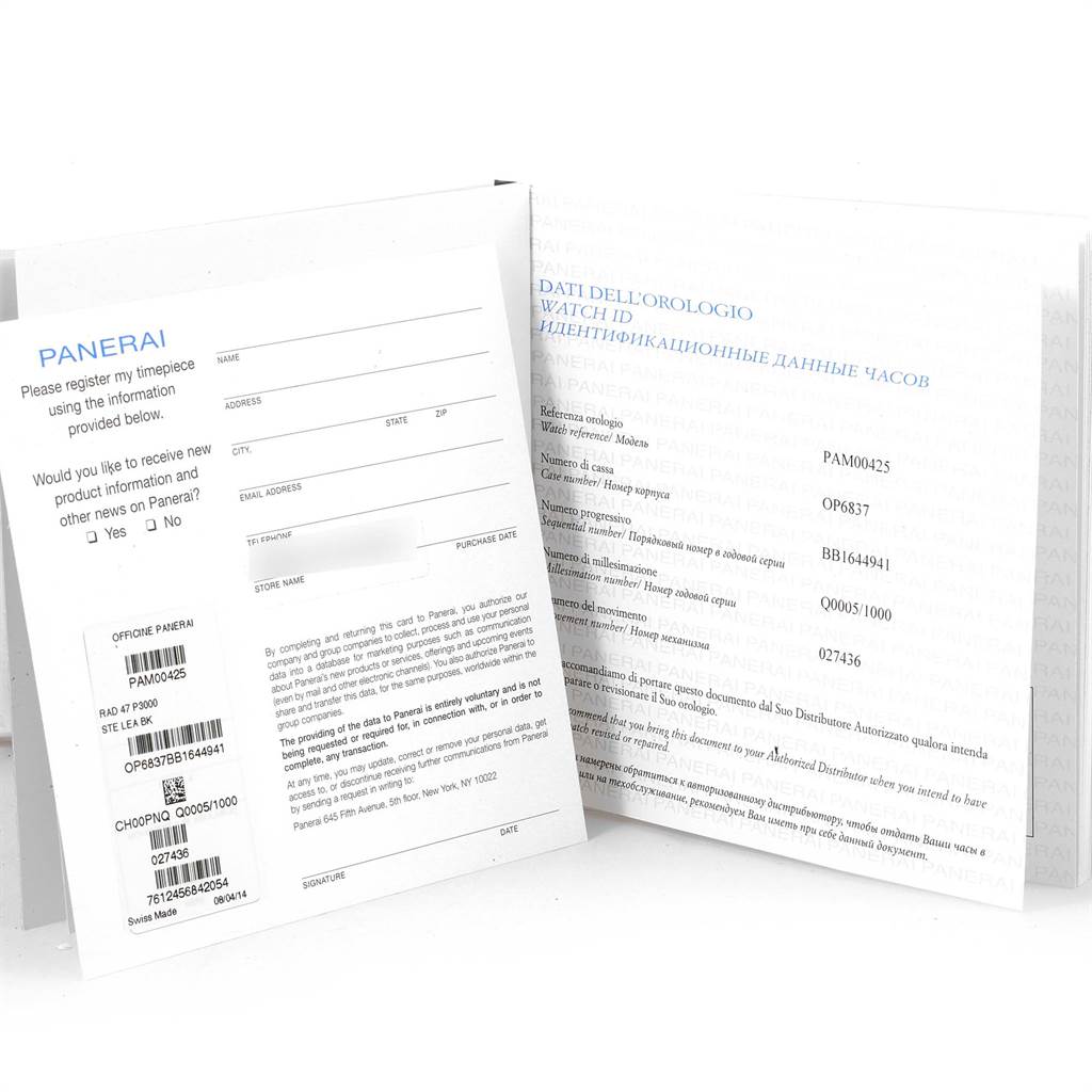 The image shows the user manual and warranty card for the Panerai Radiomir PAM00425 Men's Stainless Steel Black Dial PAM00425 Men's Stainless Steel Black Dial model.